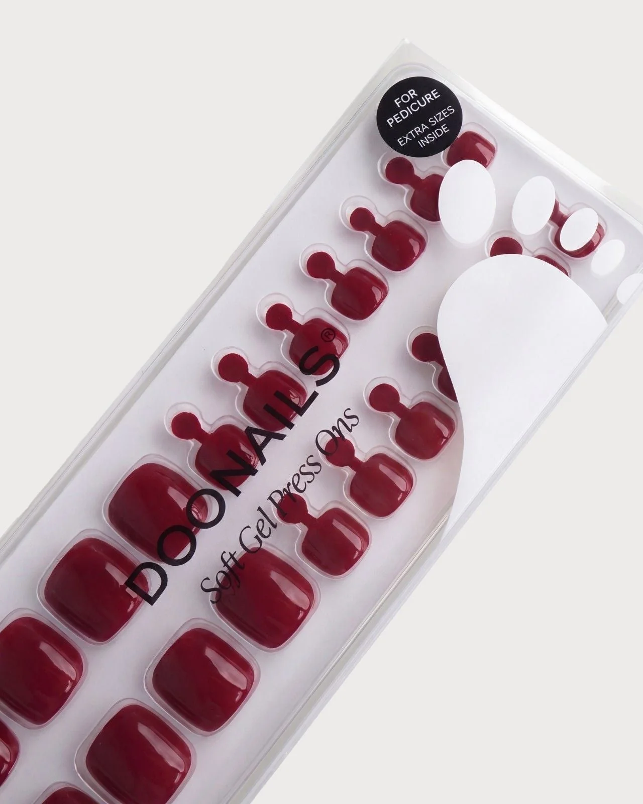 Love Paris Pedicure Press Ons in Soft Gel - Image 3