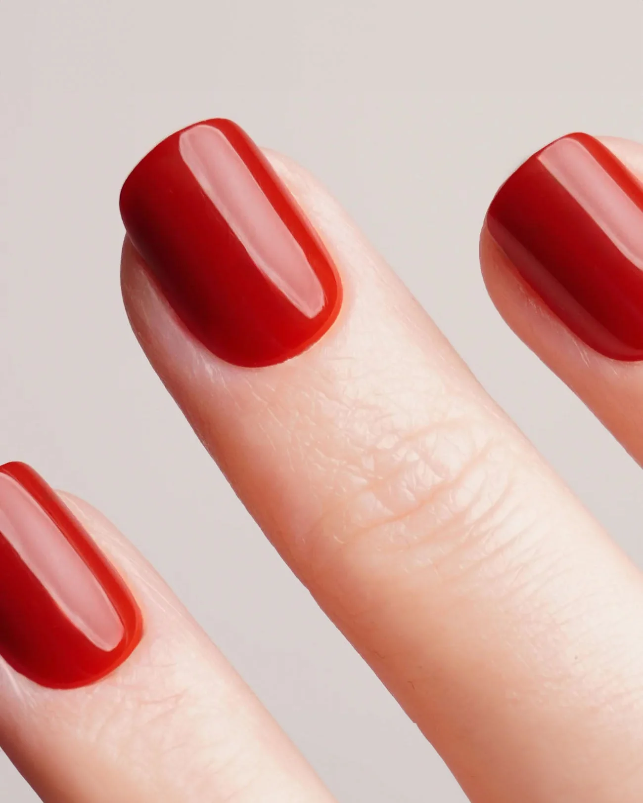 Mon Cheri Extra Corte Quadrate Mani & Pedi Kit Press Ons in Soft Gel - Image 3