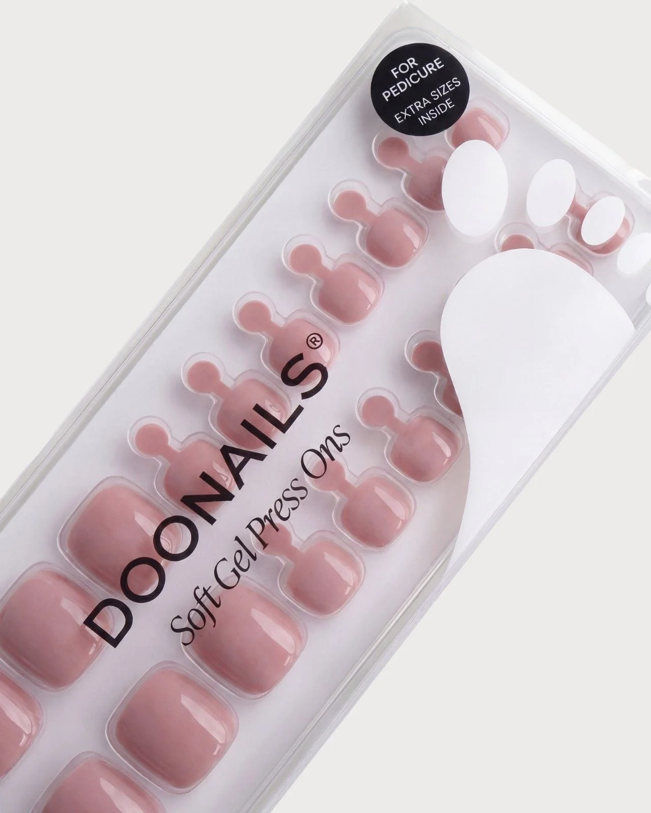 Valentine Crush Pedicure Press Ons in Soft Gel - Image 3